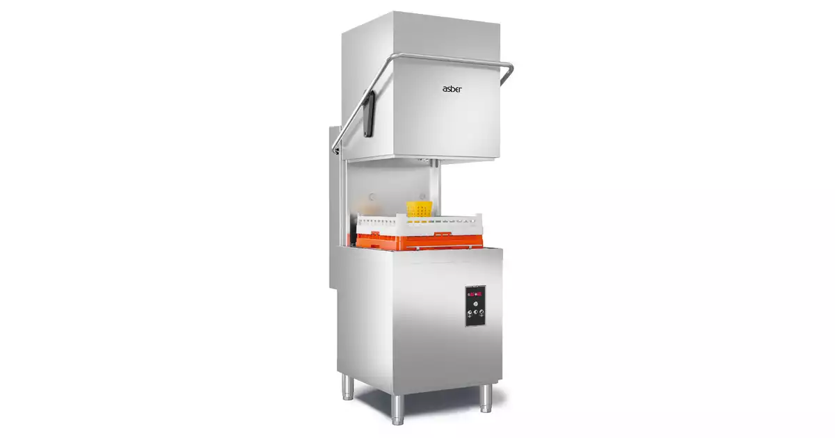 Zmywarka-kapturowa-z-pompa-